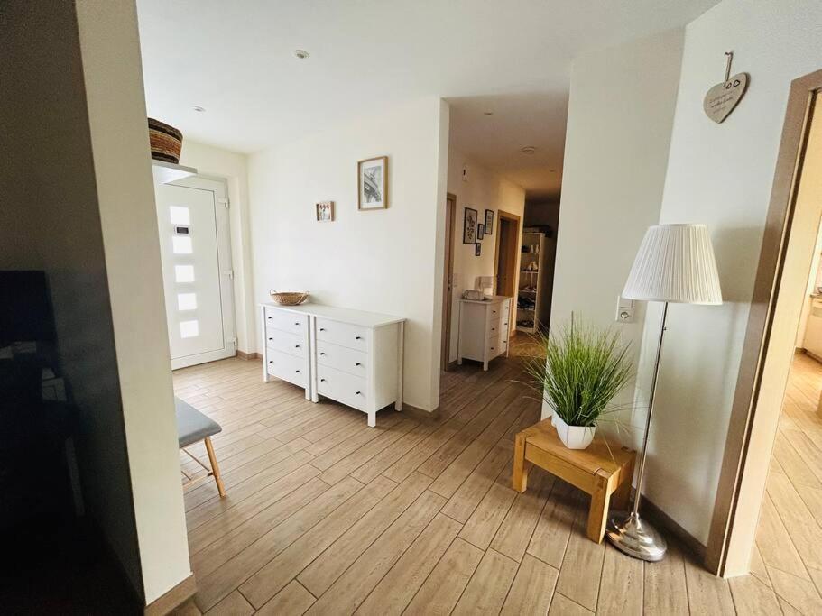 Wunderschoenes, Grosses Traumhaus リュッホ エクステリア 写真
