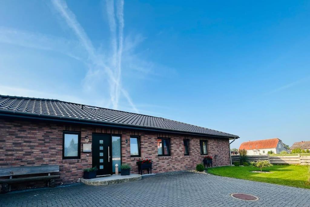 Wunderschoenes, Grosses Traumhaus リュッホ エクステリア 写真